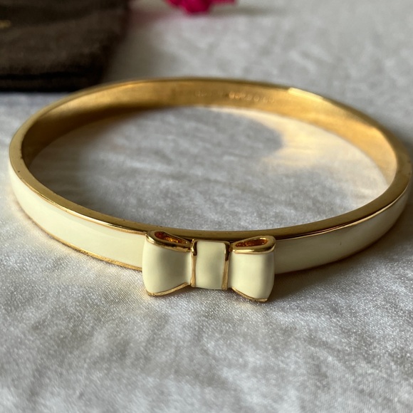Kate Spade: “Take a Bow” Cream & Gold Tone Bow Bracelet & Dust Bag - Picture 3 of 11